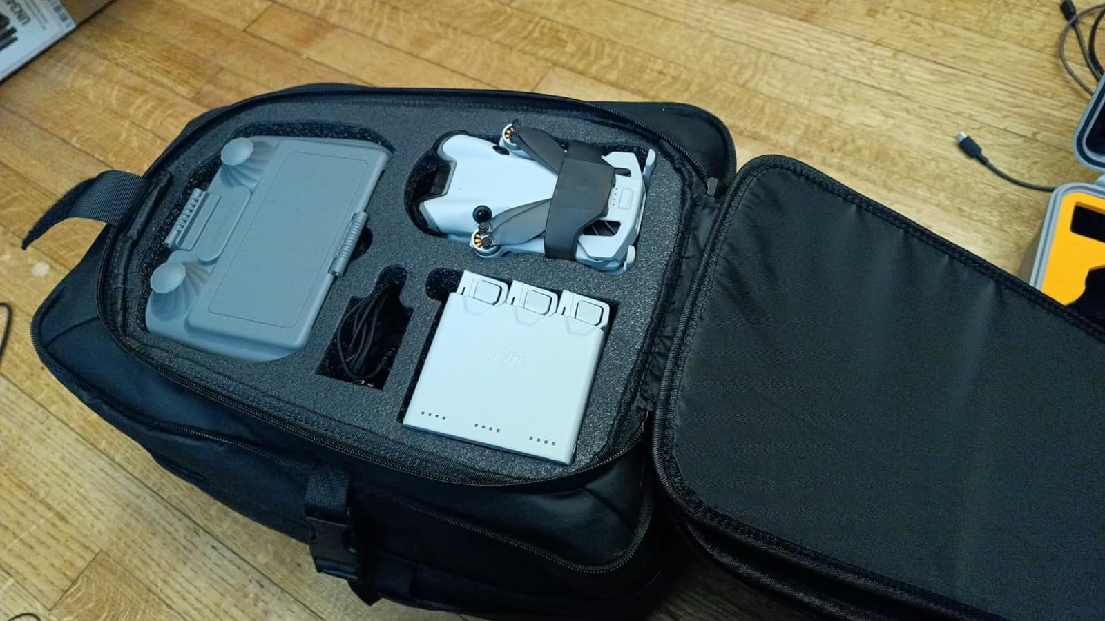 PEKREWS Case for DJI Mini 3 / Mini 4 Pro, for RC 2, RC-N3/N2/N1 Controller customer photo 1