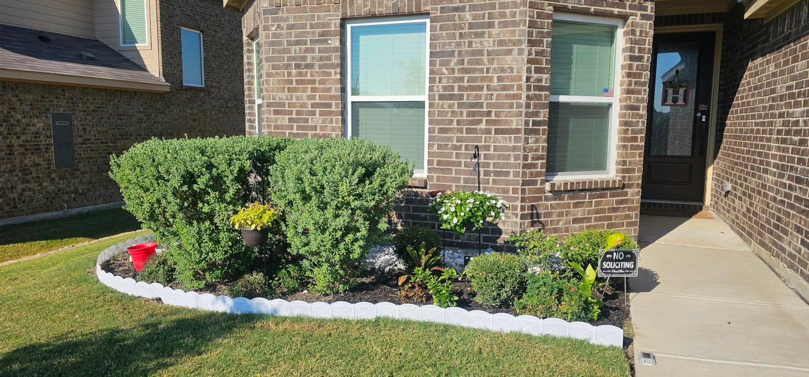 Vashly No-Dig 20ft Landscape Edging, 6 inch Tall Garden Edging Border with 20 Pcs Stakes 7.8 Inch, 20 Pcs Garden Edging Flexible for Garden Flower Beds Lawn Yard Pathway customer photo 2