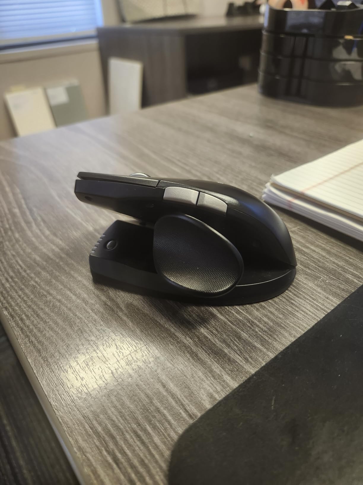 Contour Unimouse Ergonomic Vertical Mouse, Adjustable Thumb Rest, Wireless customer photo 2