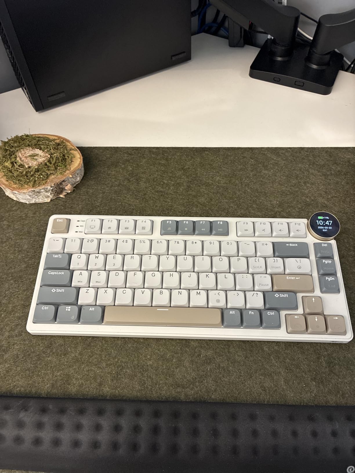 RK ROYAL KLUDGE N80 Low Profile Mechanical Keyboard w/Smart Display Screen customer photo 1