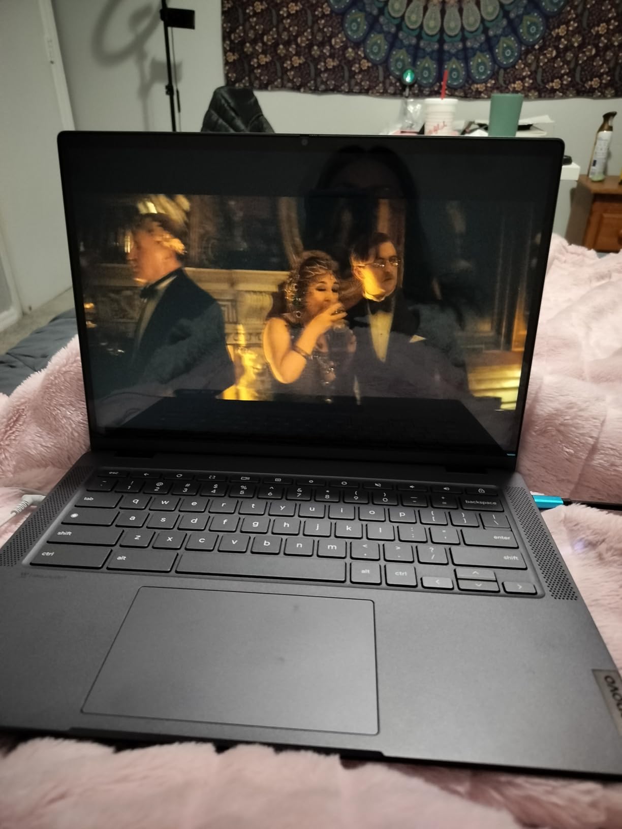 Lenovo IdeaPad Flex 5i Chromebook Plus, 14