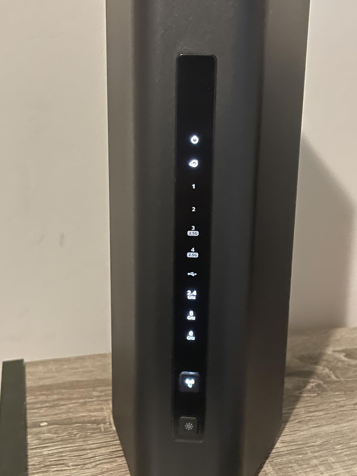 NETGEAR Nighthawk WiFi 7 Router, Up to 2,500 sq ft, 9.3 Gbps customer photo 1