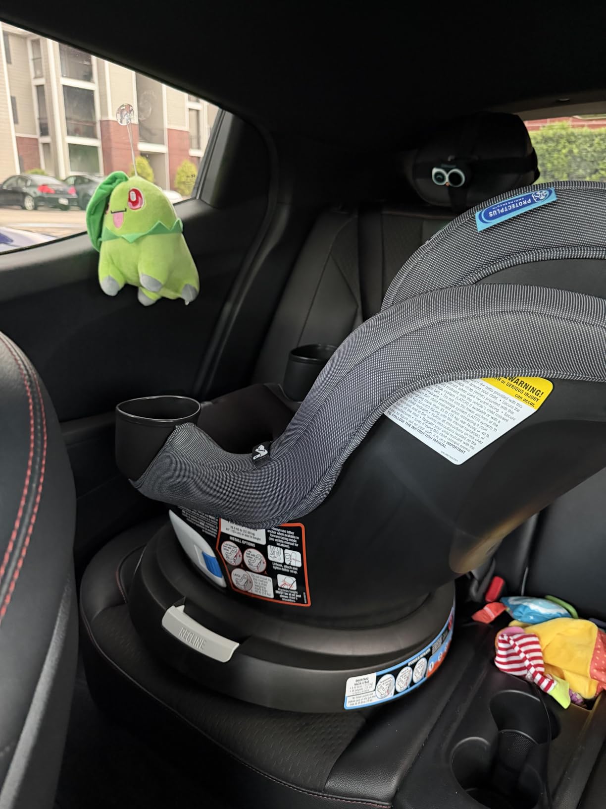 Graco EasyTurn 360 2-in-1 Rotating Convertible Car Seat, Solae customer photo 2