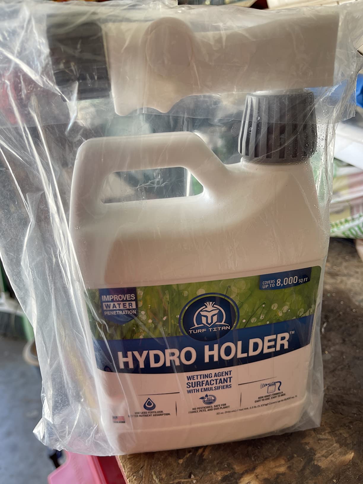 Turf Titan Hydro Holder Soil Wetting Agent for Lawn (32 oz) w/Hose End Sprayer – Improves Water Absorption in Dry & Compacted Soil – Helps Lawns Stay Green Longer in Heat – Covers up to 6,000 Sq Ft customer photo 2
