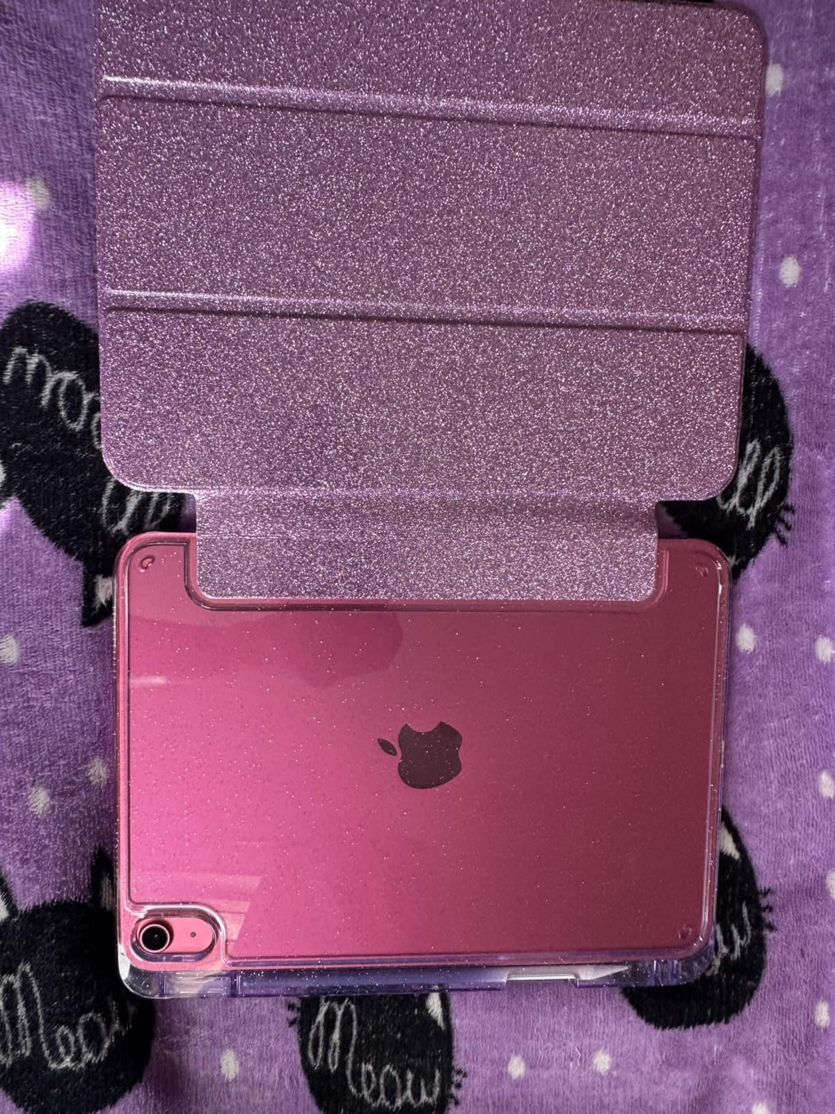 Apple iPad 11-inch: A16 chip, 11-inch Model, Liquid Retina Display, 128GB, Wi-Fi 6, 12MP Front/12MP Back Camera, Touch ID, All-Day Battery Life — Blue customer photo 2