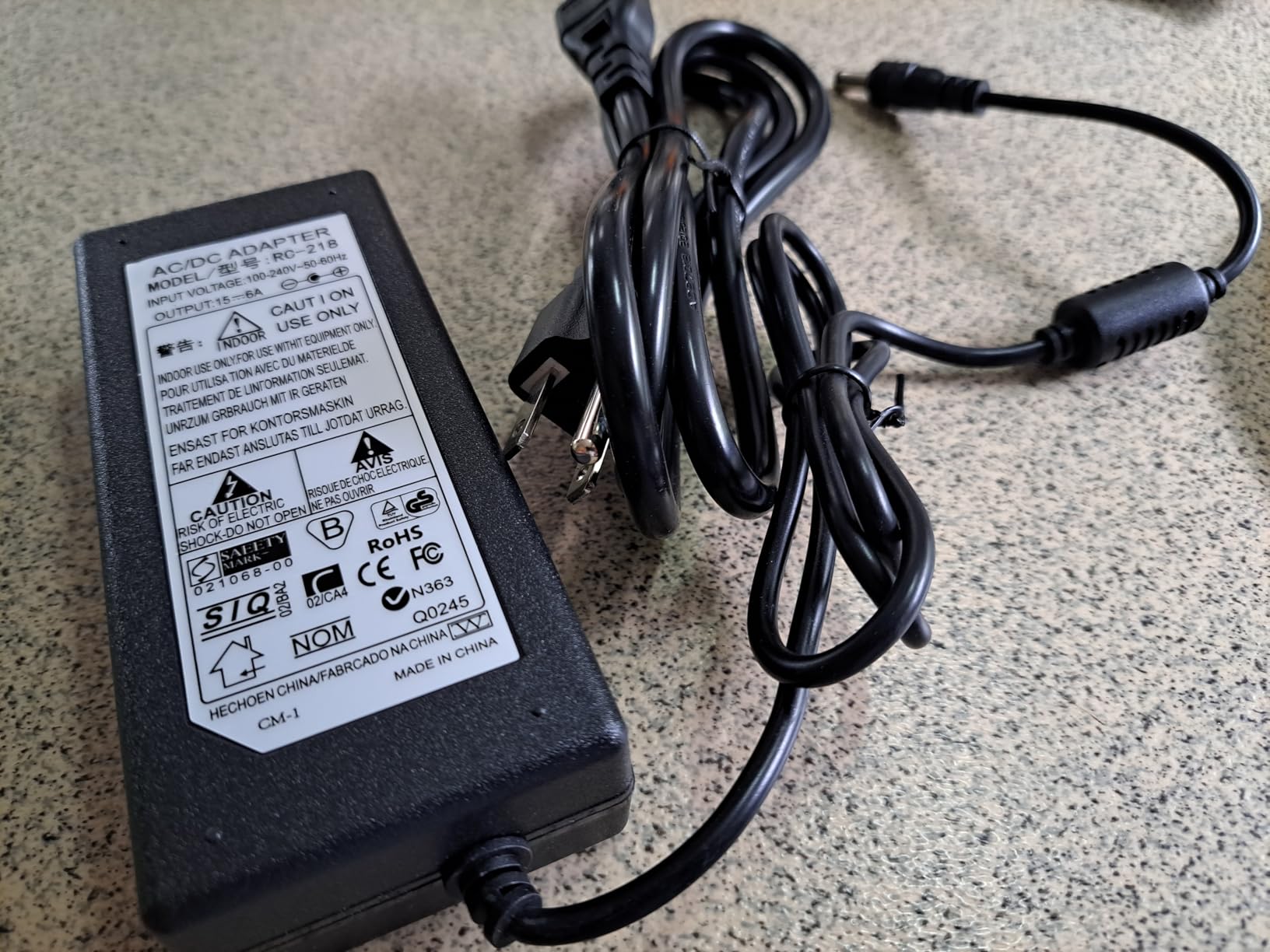 15V 6A Power Adapter, AC 100-240V Switching to DC 15V 90W 6A customer photo 2