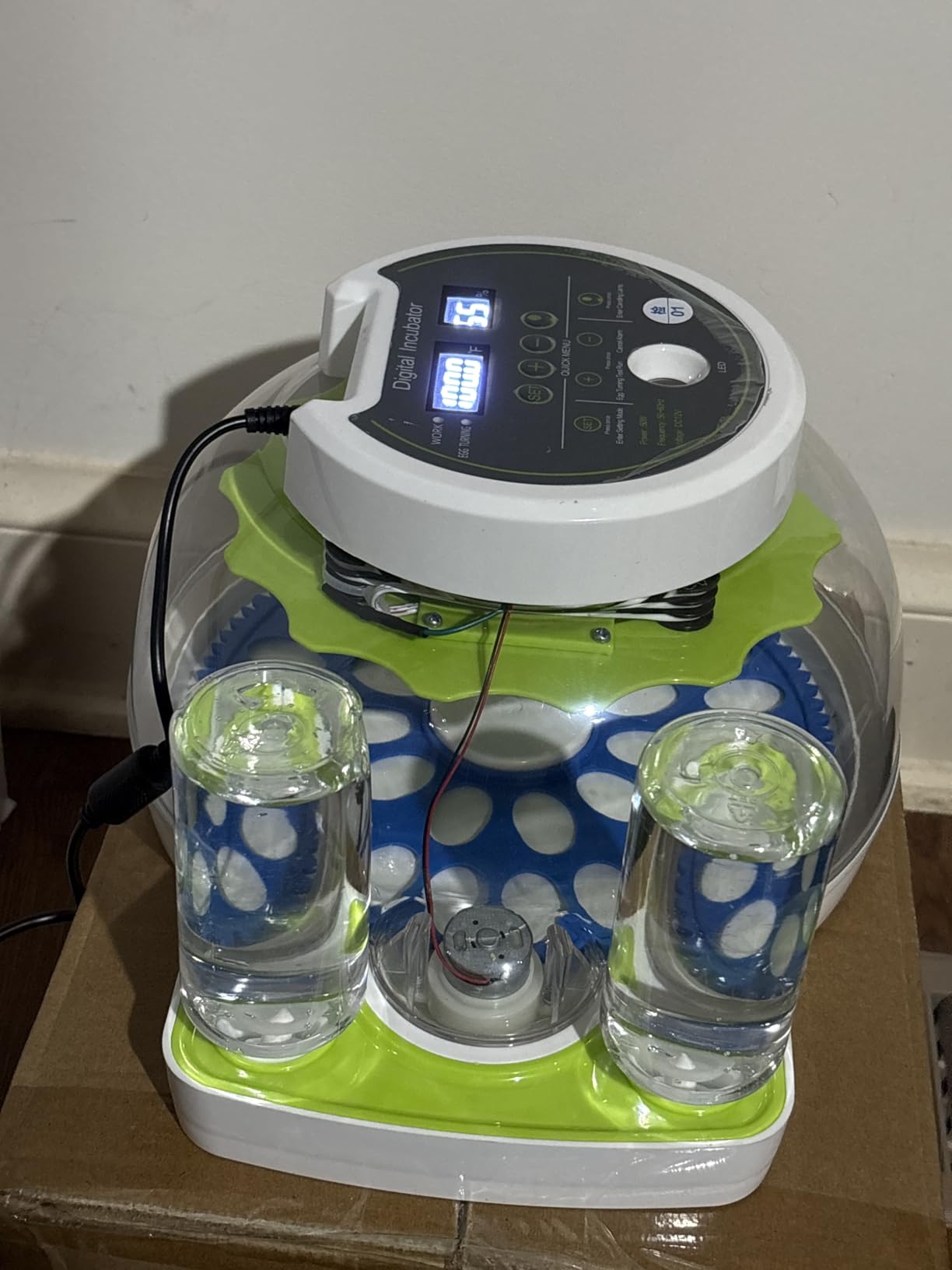 8-30 Egg Incubators for Hatching Eggs, Chicken Egg Incubator with Automatic Egg Turning, Temperature Control & Humidity Display, Egg Candler, Incubator for Chicken, Duck, Quail, Bird, 2 Egg Trays customer photo 1