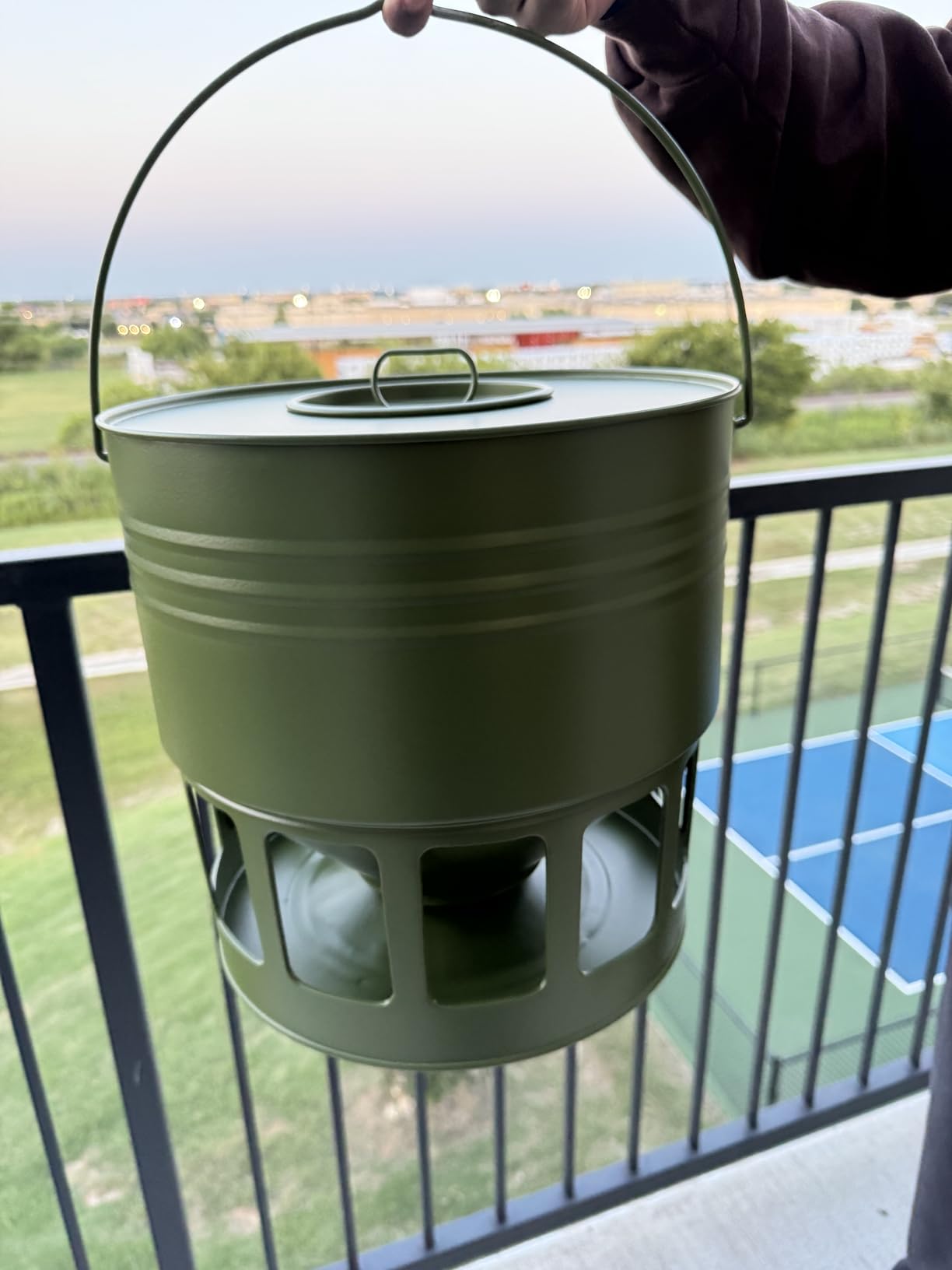 KOL Hanging Chicken Feeder 20lbs Capacity customer photo 2