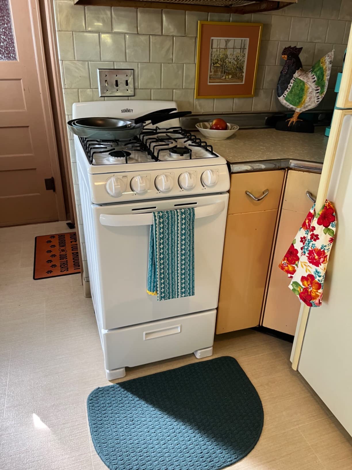 Summit 20” Inch Wide Gas Range, 4 Sealed Burners, 2.3 cu.ft. Oven (ADA Compliant)- RG201B (Black) customer photo 1