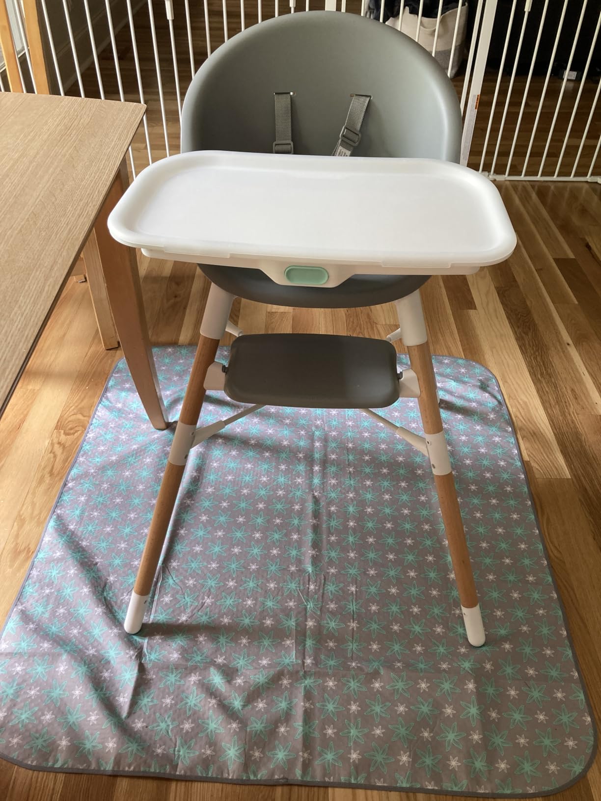 Skip Hop Baby High Chair 4-in-1 Convertible High Chair, EON, Thyme customer photo 2