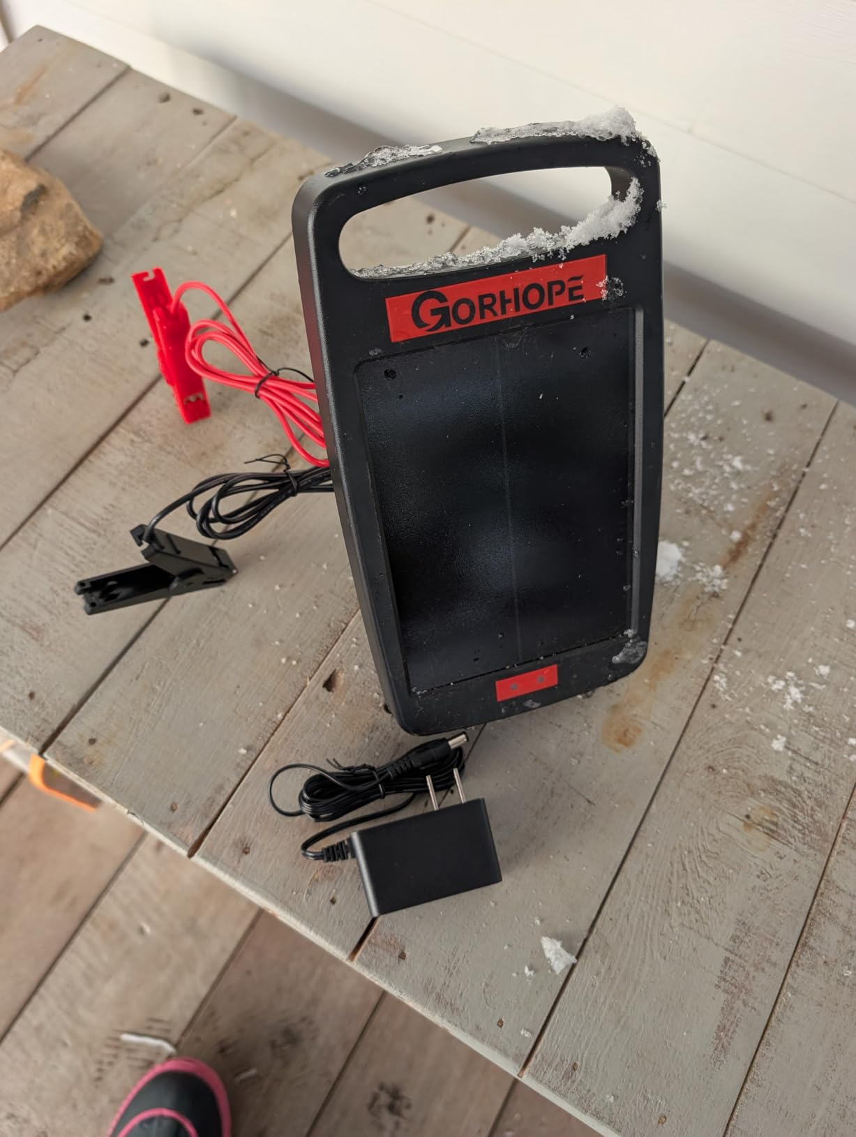 10 Miles Solar Electric Fence Charger with Short Circuit Alarm,0.18JPowered customer photo 1