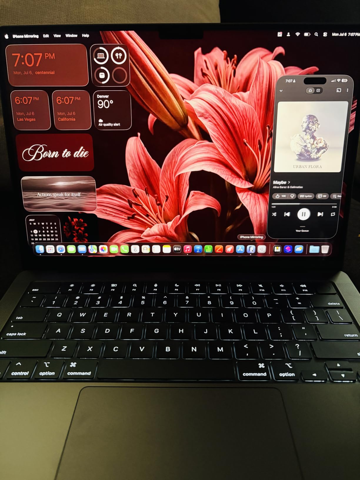 Apple 2025 MacBook Pro Laptop with Apple M5 chip with 10‑core CPU and 10‑core GPU: Built for AI, 14.2-inch Liquid Retina XDR Display, 16GB Unified Memory, 1TB SSD Storage; Space Black customer photo 2