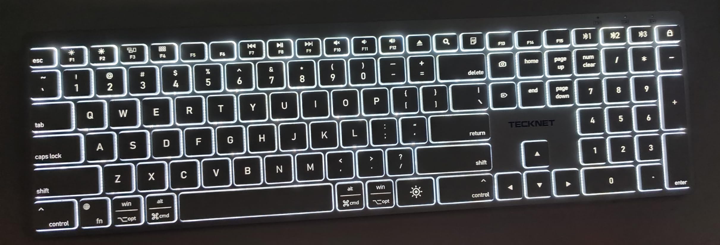 TECKNET Premium Bluetooth Keyboard for Mac, MacBook Pro/Air, iMac, White customer photo 2