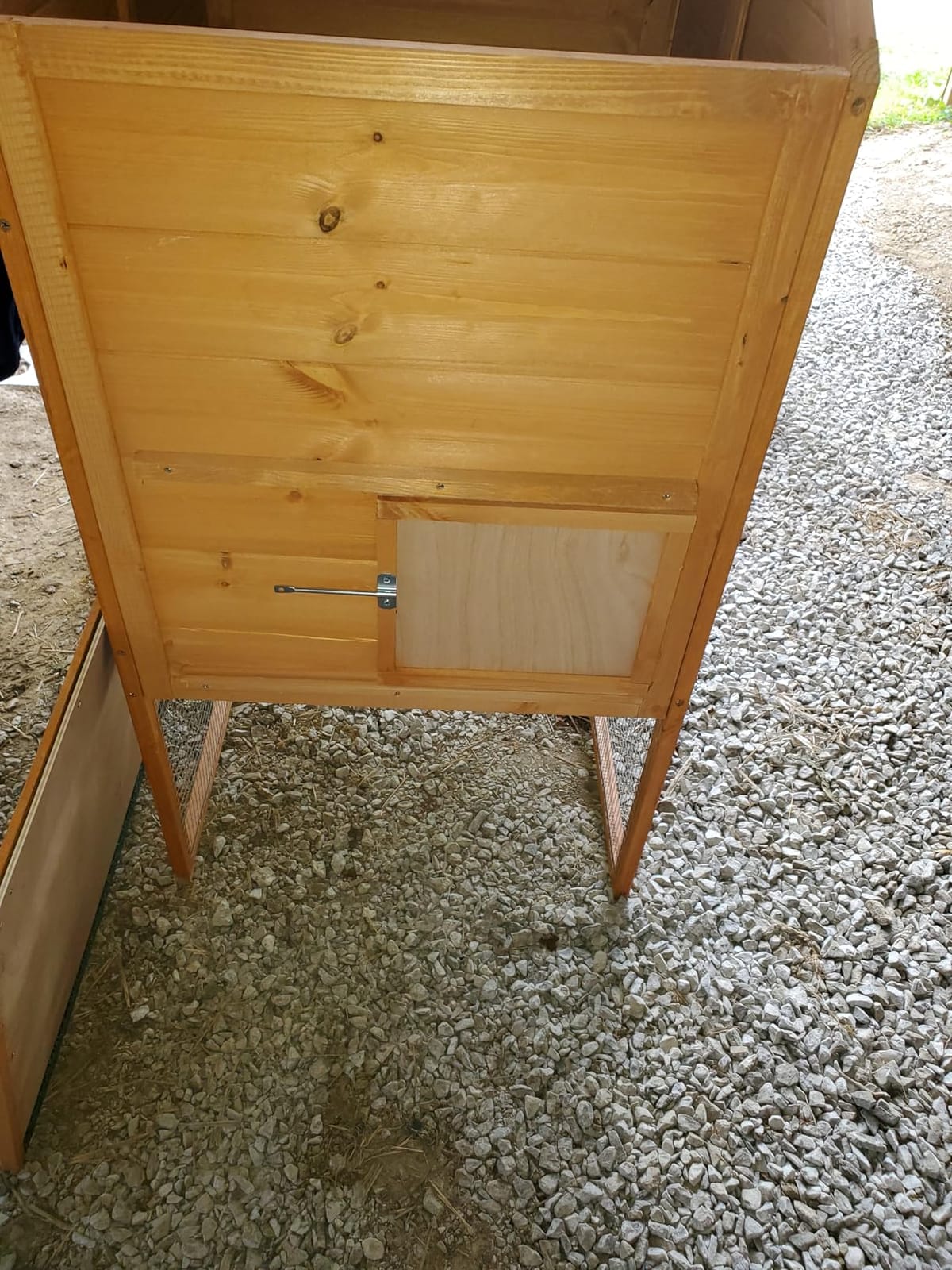 Large Chicken Coop with Wheels, Waterproof Outdoor Hen House for 6-8 Chickens, Movable Chicken House with Nesting Boxes, Removable Tray, Wooden Rabbit Hutch with Ventilation Window(Black) customer photo 2