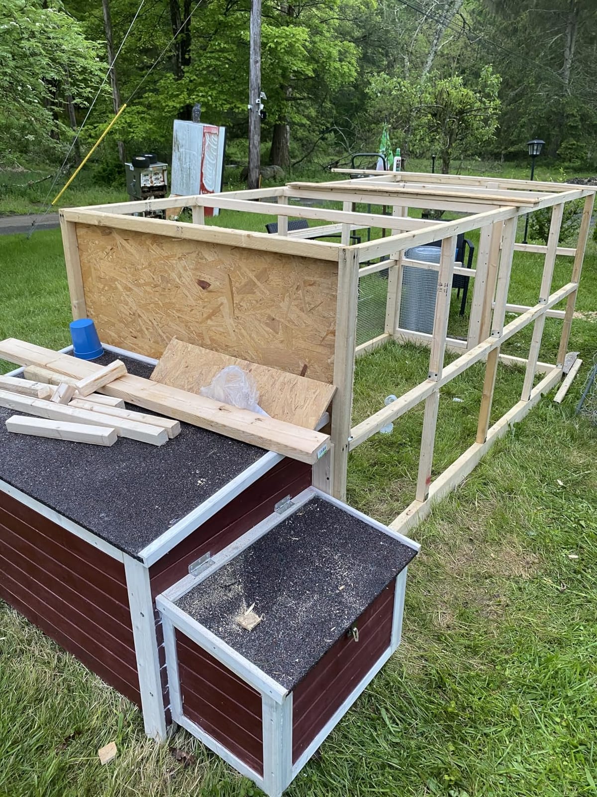 Petsfit Outdoor Chicken Coop with Run for 4-6 Chickens, 3 Nesting Boxes customer photo 1