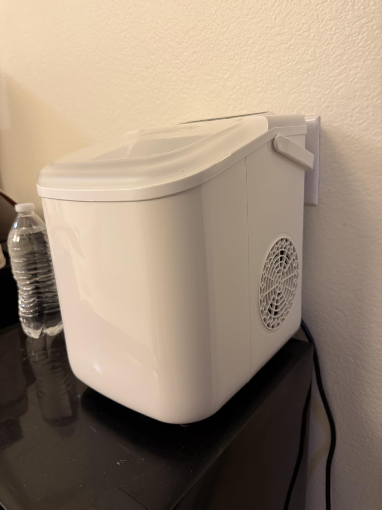 DUMOS Ice Makers Countertop Ice Machine with Portable Handle Compact Size customer photo 2