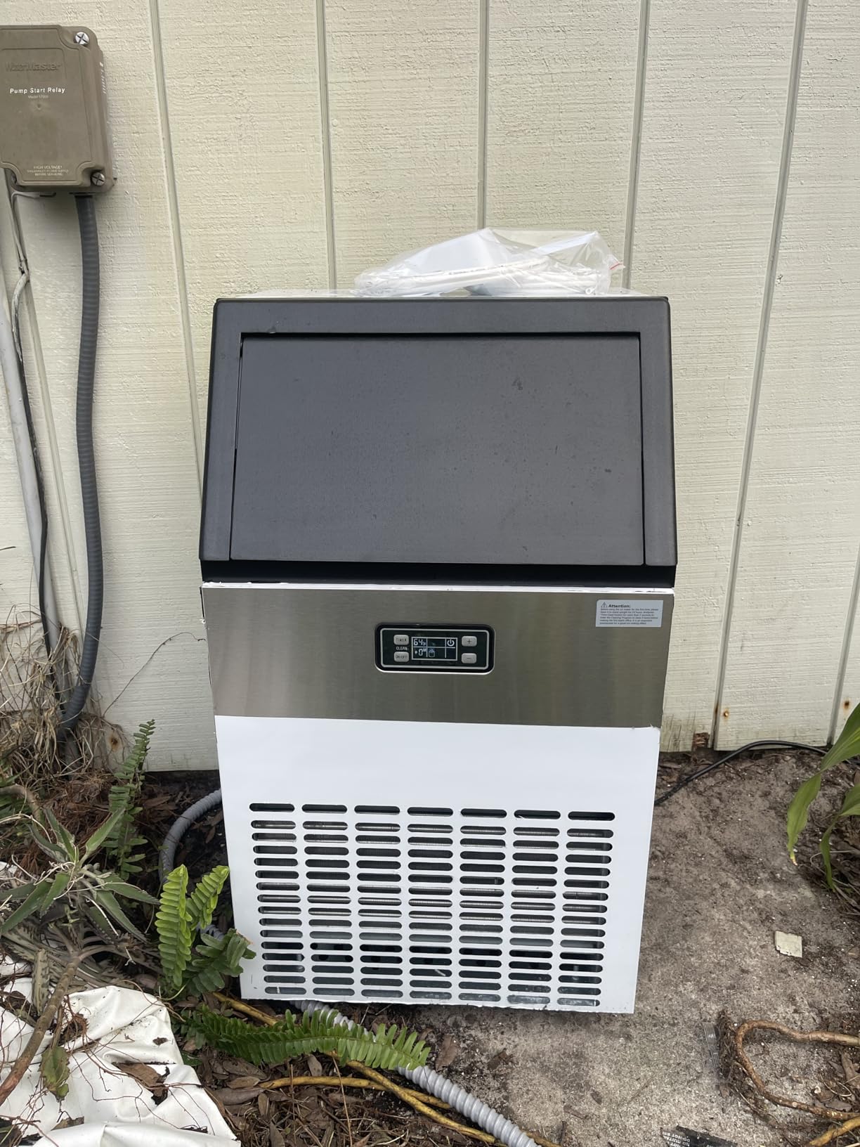 Commercial Ice Maker, 84 Lb/Day, 25 Lb Storage, Under Counter customer photo 1